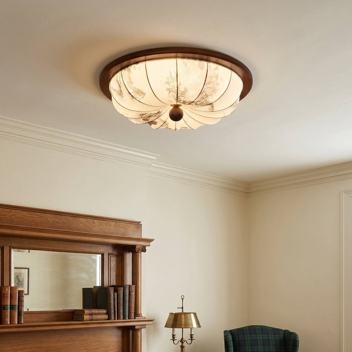 Deckenlampe im skandinavischen Stil mit Stoffschirm und Holzdetail