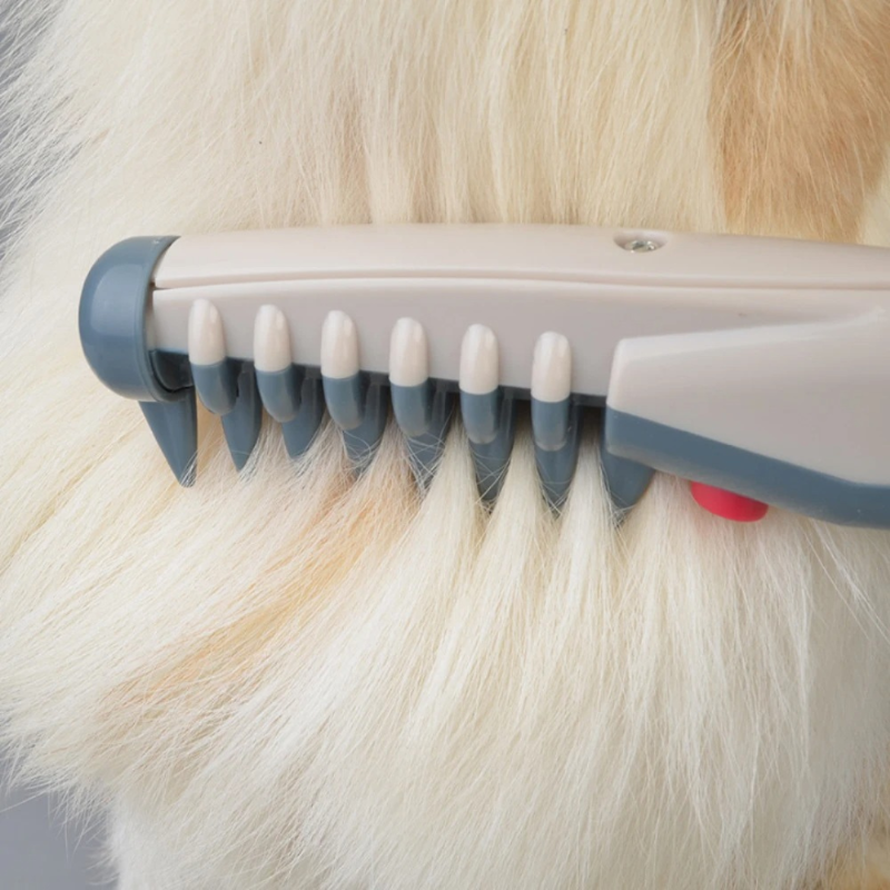 Gentle electric pet hair trimmer