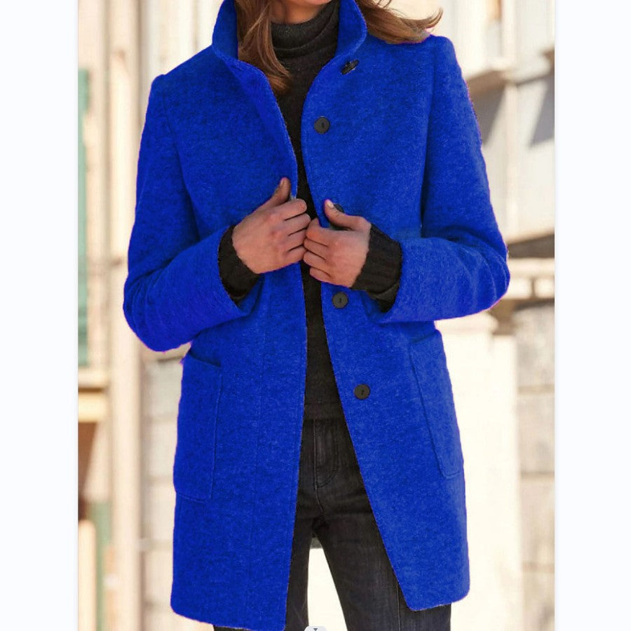 Women's coat with button placket and classic cut 