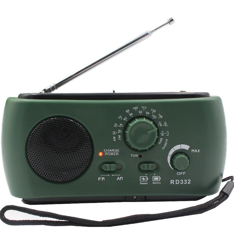 Outdoor radio with USB &amp; solar charging