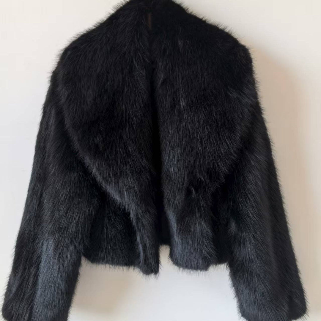 Women's short-fur blazer with fashionable design 
