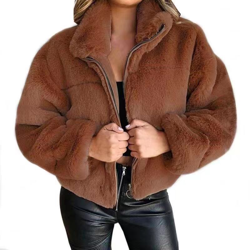 Women's faux fur coat with oversized cut and high collar 