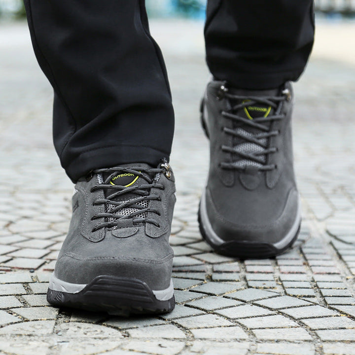 Men's hiking boots with non-slip sole 