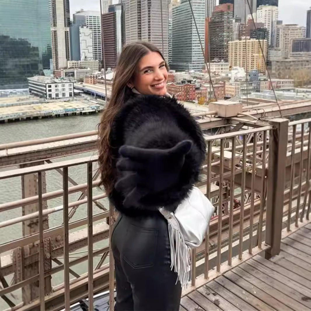 Women's short-fur blazer with fashionable design 