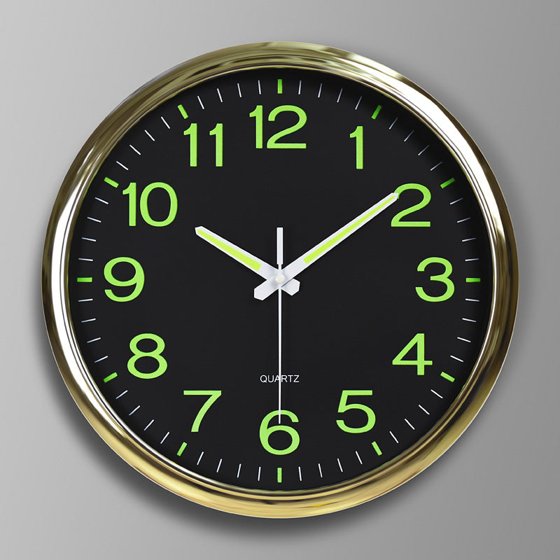 Wanduhr 30 cm als elegante Dekoration für Wohnraum und Büro