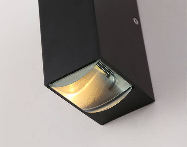 Rectangular LED outdoor wall light – waterproof, dimmable &amp; modern