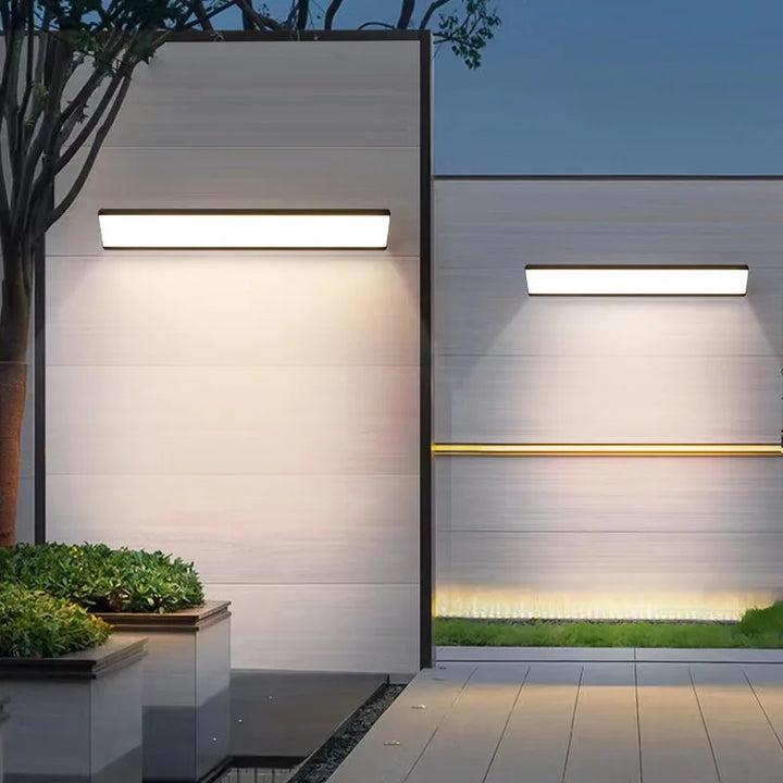 Simple outdoor wall light with LED lighting