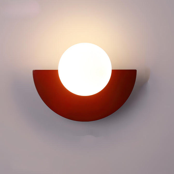 Semicircular LED wall light in Nordic style