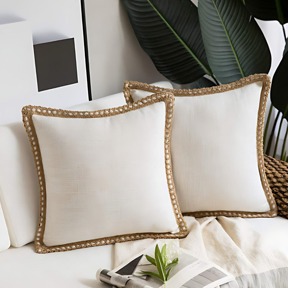 Cushion cover with decorative edge – Decorative cover in country style