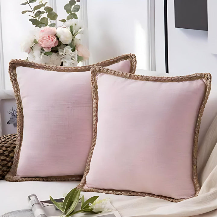 Cushion cover with decorative edge – Decorative cover in country style