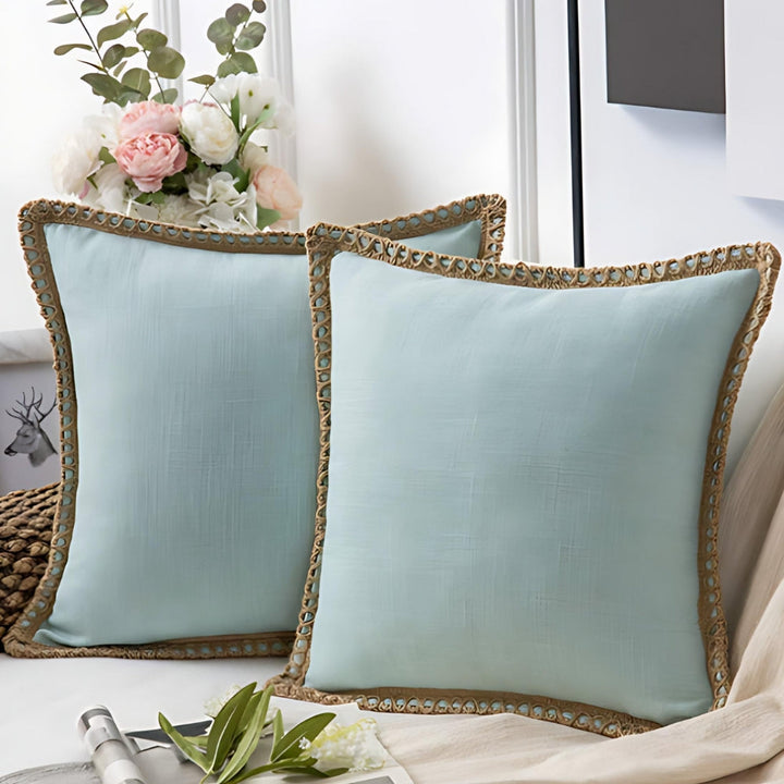 Cushion cover with decorative edge – Decorative cover in country style