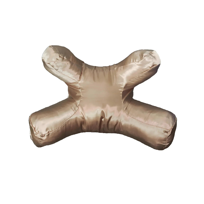 Facial pillow with 4 sleeping zones and skin-friendly satin