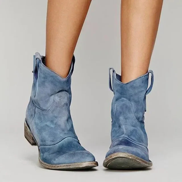 Women's cowboy ankle boots in a vintage design