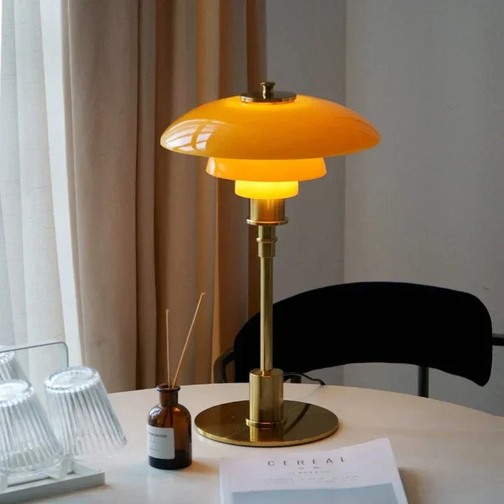 Bauhaus Ember table lamp with glass and metal base