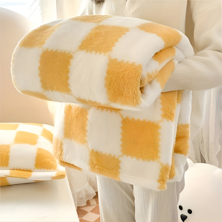 Checkered fleece blanket – Colorful plaid with a cheerful pattern for all seasons 