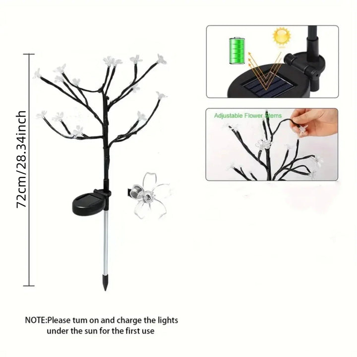 Leuchtende Kirschblüten-Lichterkette mit Solarpanel als stimmungsvolle Gartendekoration
