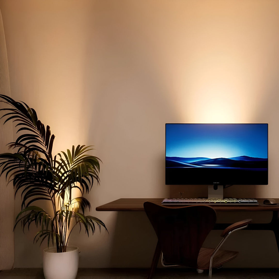 Wireless LED spotlight with remote control and dimming function