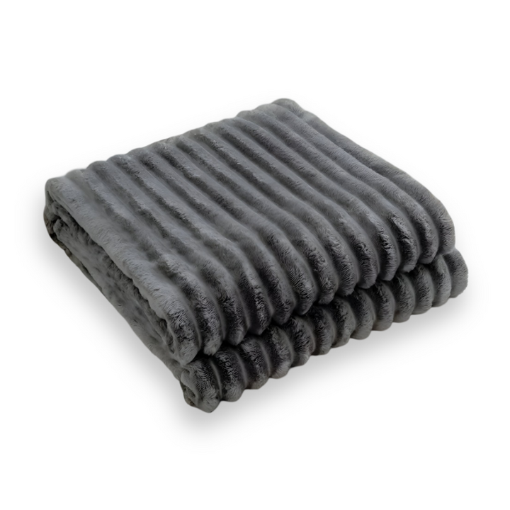 Striped fleece blanket – thick ribbed look for sofa and bed
