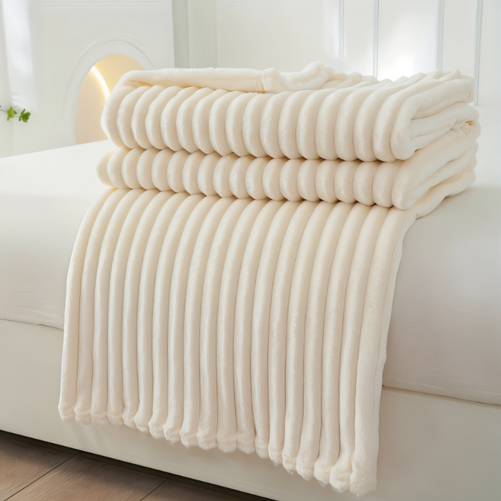 Striped fleece blanket – Thick plaid with ribbed texture for all seasons