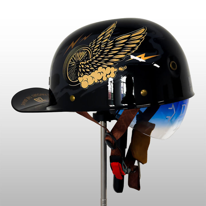 Advanced motorcycle helmet with streamlined design