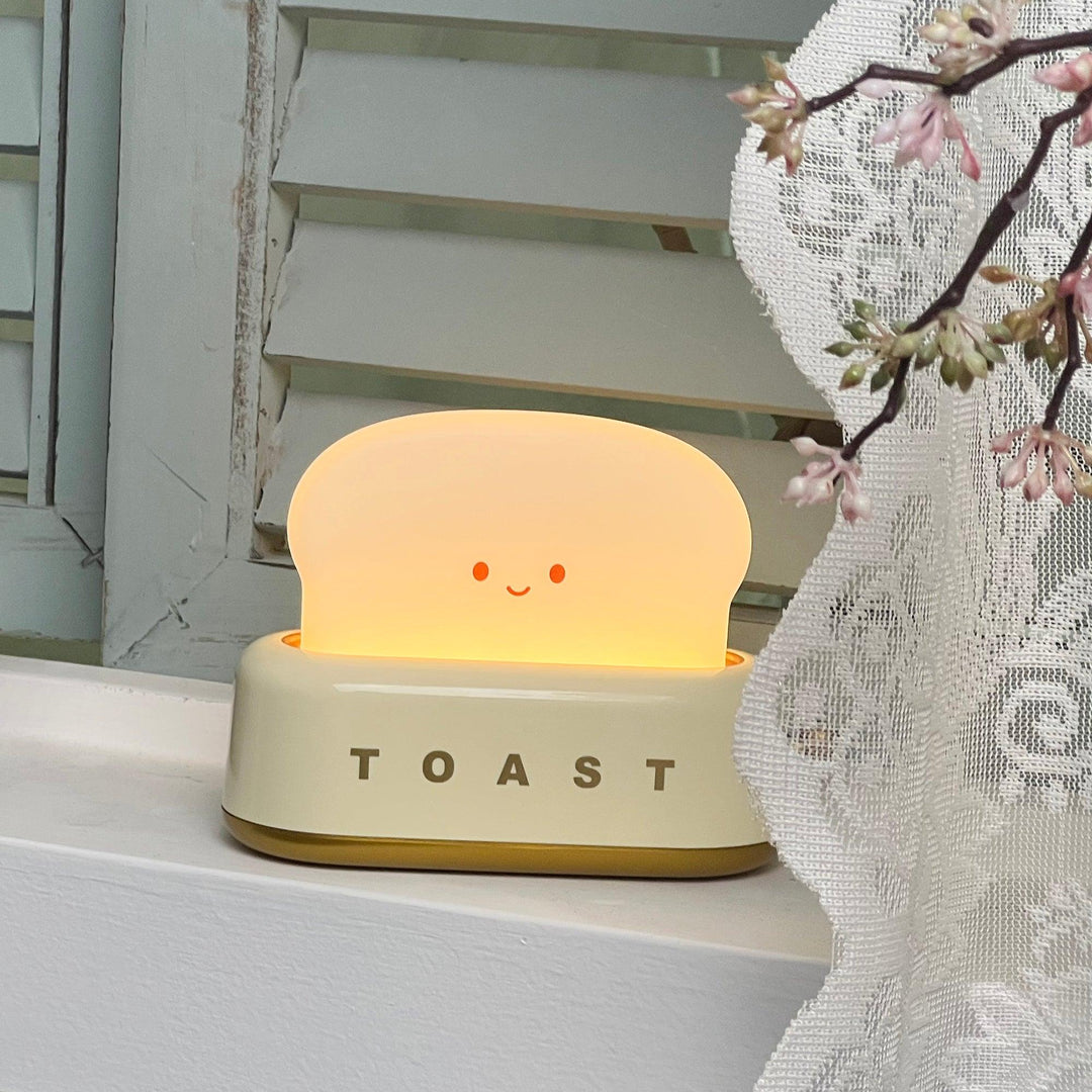 Toaster table lamp with integrated battery