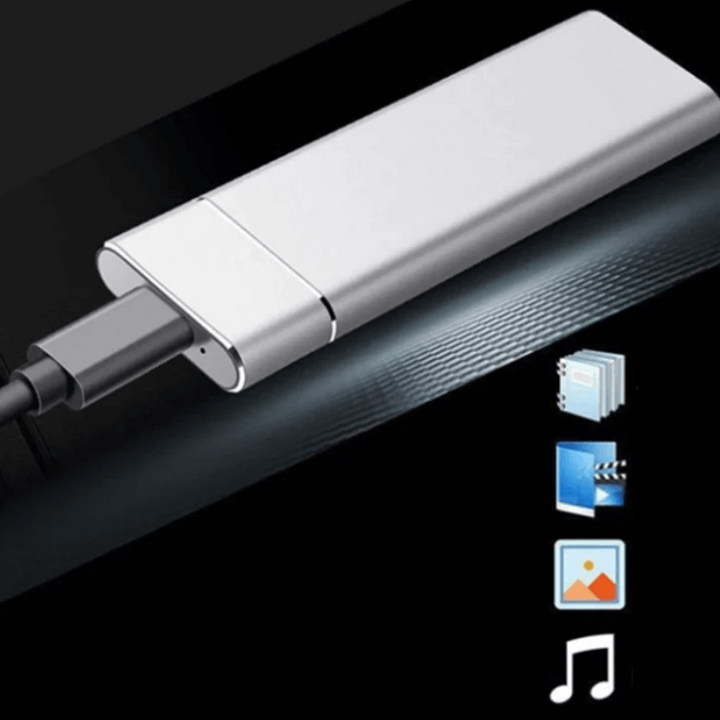 Detailansicht der externen SSD mit USB-C-Port und Aluminiumoberfläche