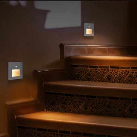 Intelligent LED wall light with motion sensor – Elegant smart home lighting for security &amp; style