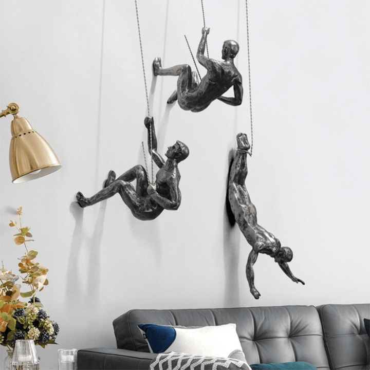 Wall Sculpture Climber – Inspiring 3D Decoration made of Resin &amp; Iron for Modern Home Design
