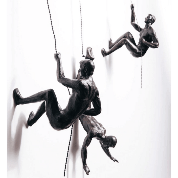 Wall Sculpture Climber – Inspiring 3D Decoration made of Resin &amp; Iron for Modern Home Design