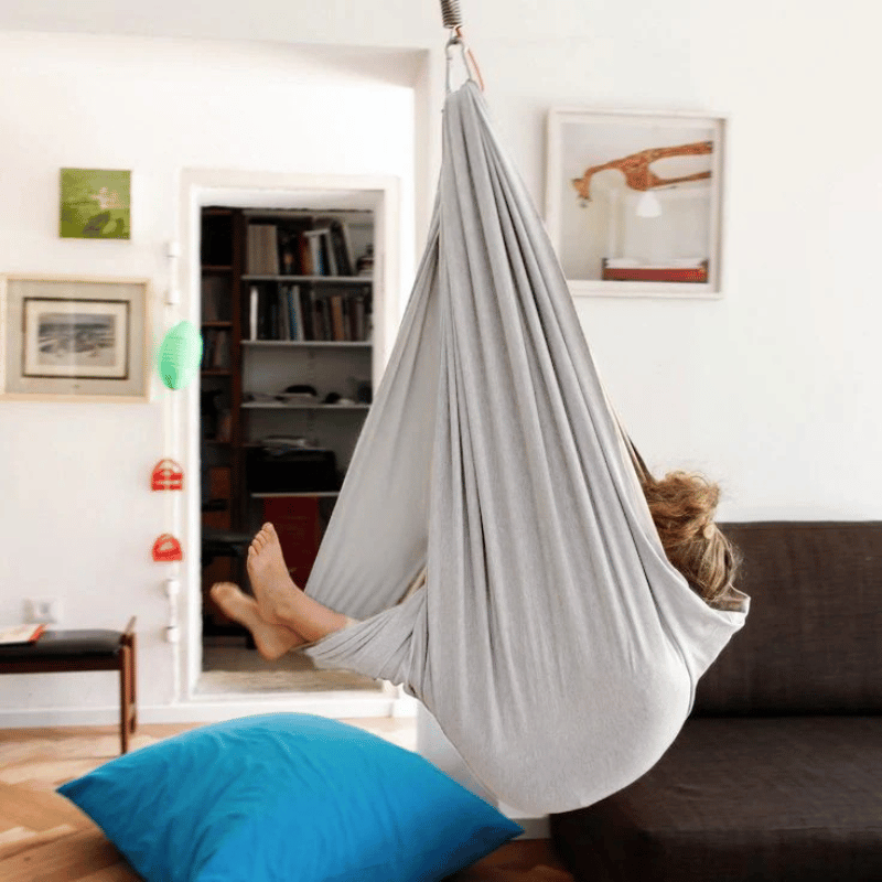 Sensory hammock for children – relaxation and security in your own home