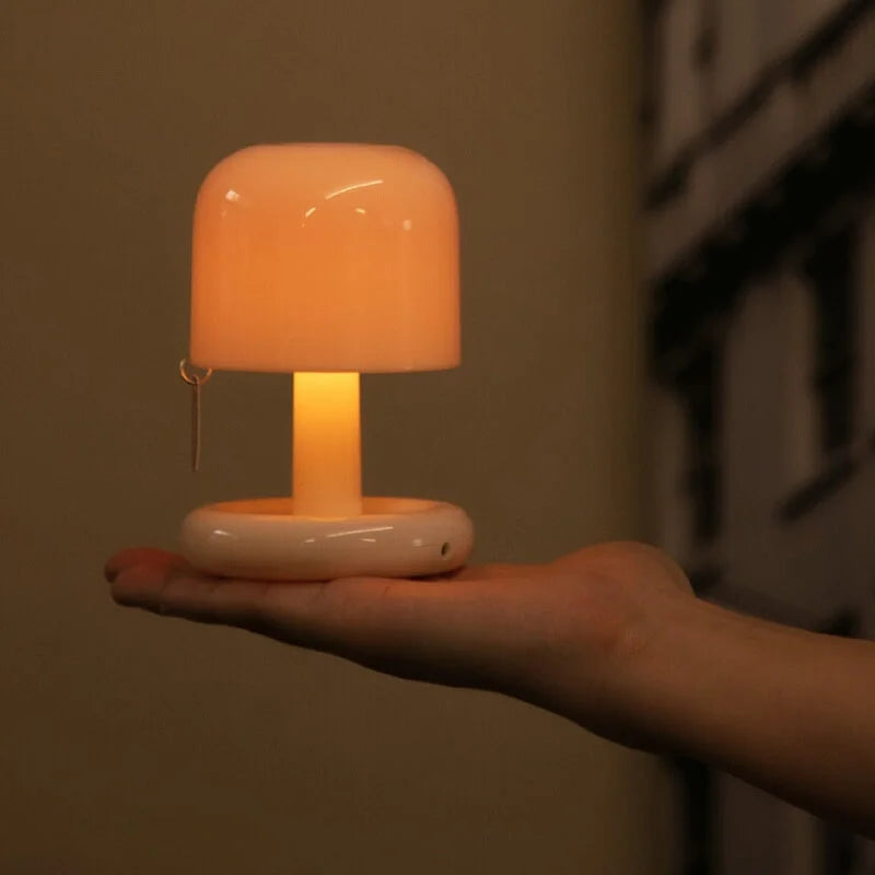 Portable LED lamp with sunset effect 