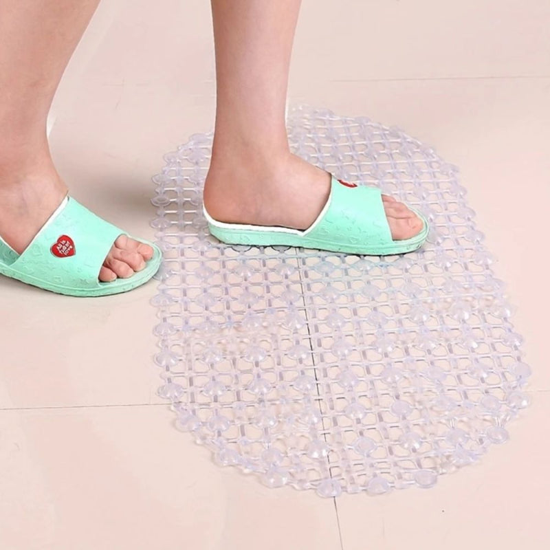 Non-slip shower mat with suction cups and fast water drainage