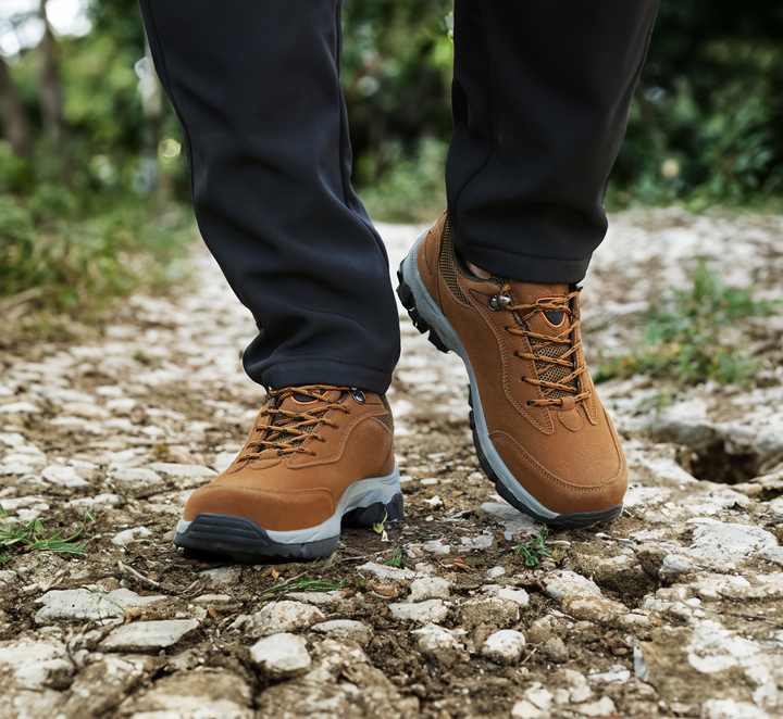 Men's hiking boots with non-slip sole 