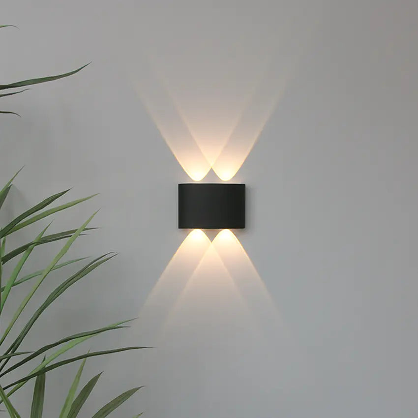 Elegant wall lighting – For stylish accents indoors &amp; outdoors