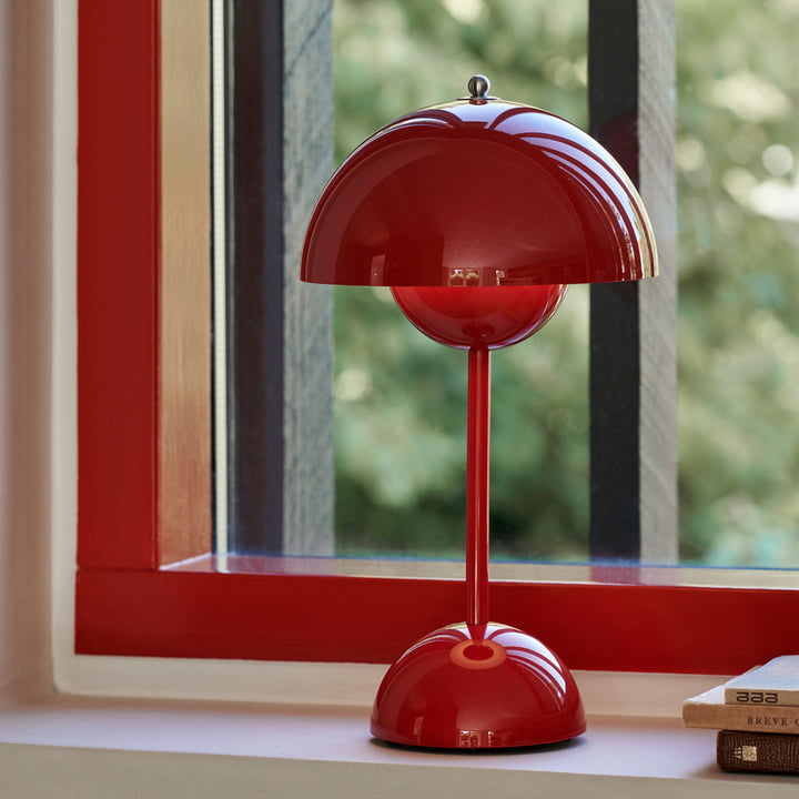 Wireless LED table lamp – Stylish lighting for a cozy home