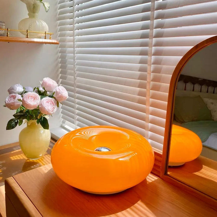 Nara LED Lampe im Bauhaus-Stil mit Donut-Design