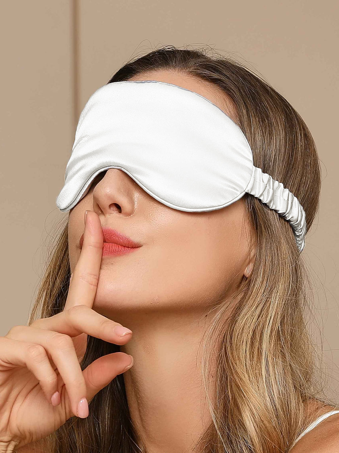 Simple sleep mask for women – eye mask with piping and elastic band