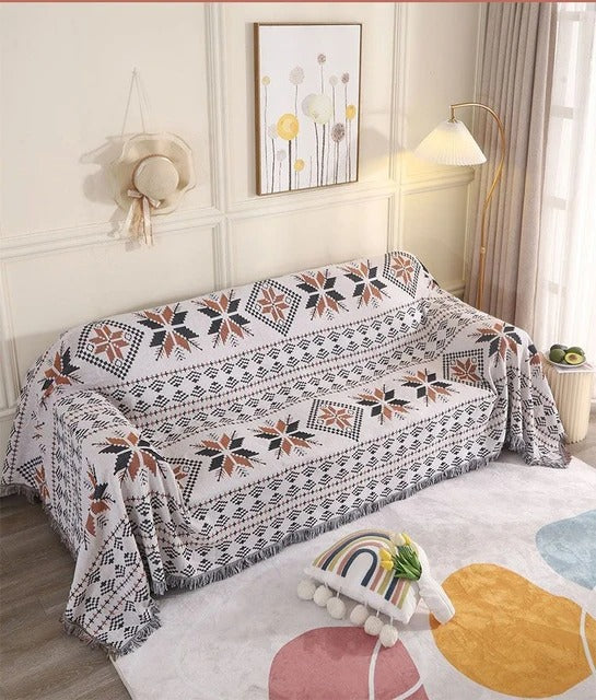 La Boheme blankets with colorful fringes 