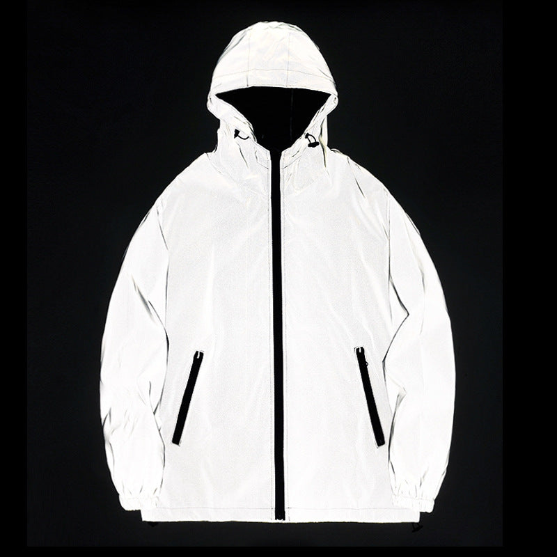 Unisex reflective jacket with a modern design 