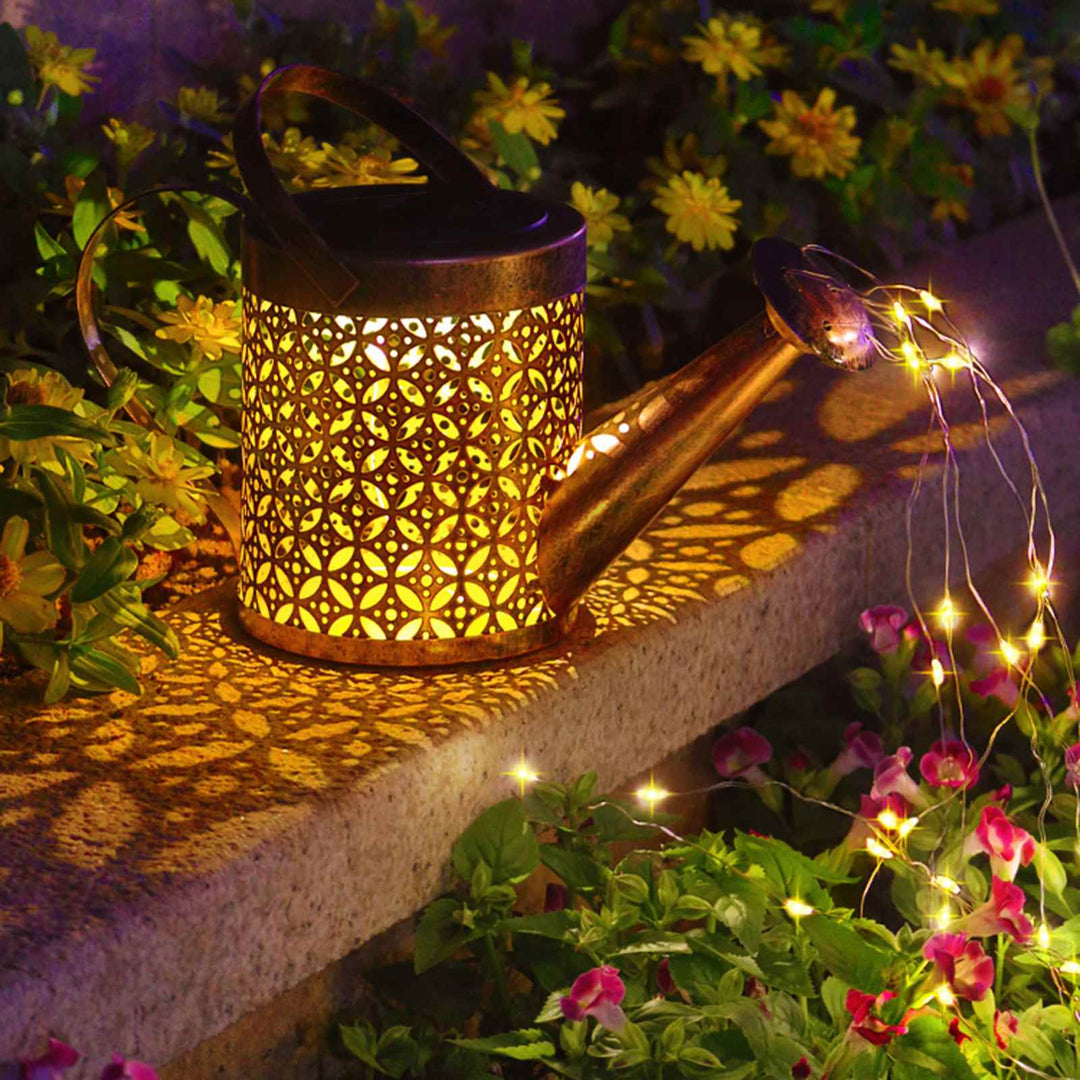 Solarbetriebener Wasserkrug mit LED-Gartenlampe