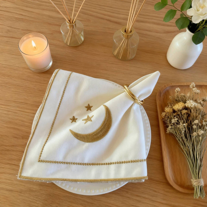Baumwoll-Servietten mit Stern- und Mondstickerei