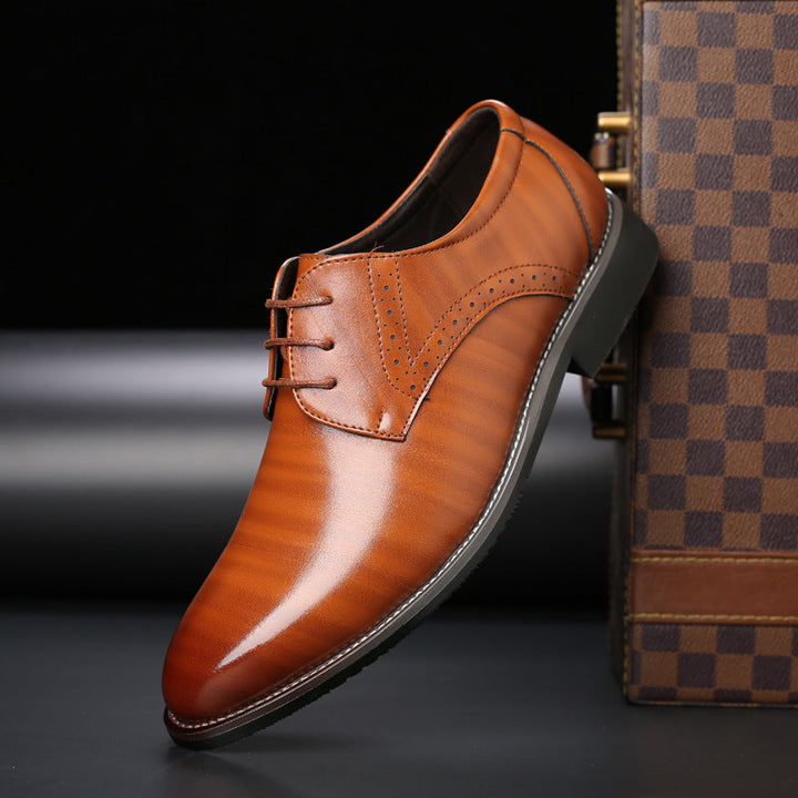 Men's lace-up shoes made of genuine leather with a modern design 