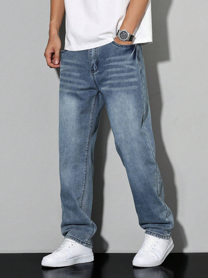 Men's jeans in effen colour with straight cut