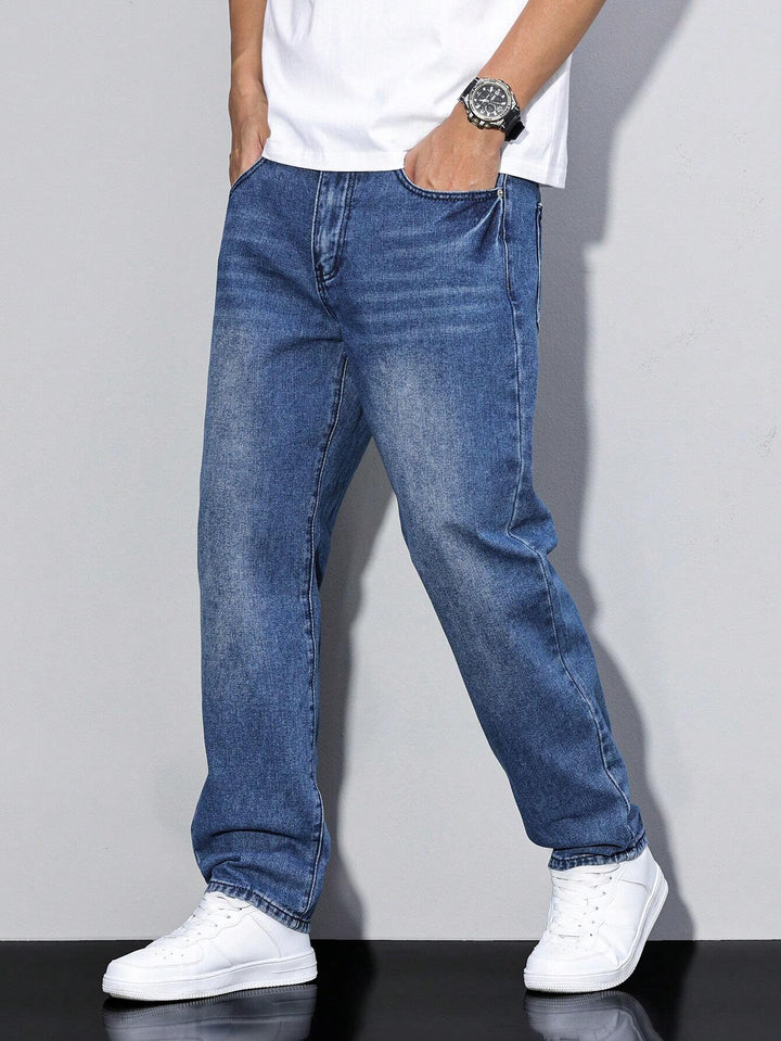 Men's jeans in effen colour with straight cut