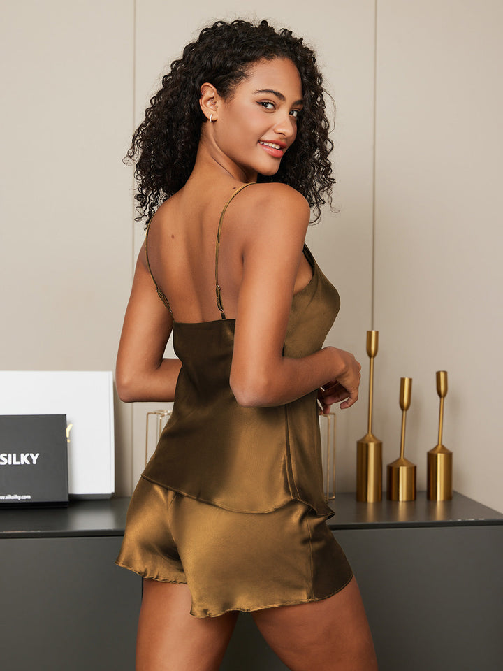 Women's Satin Pyjama Set with Sleeveless Design