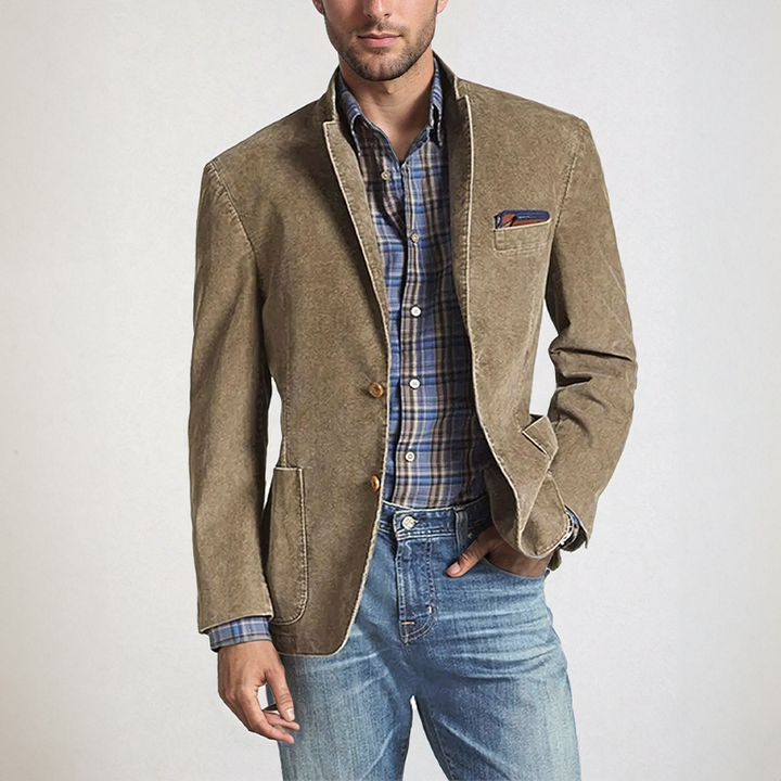 Men's blazer with a relaxed cut and classic lapel 