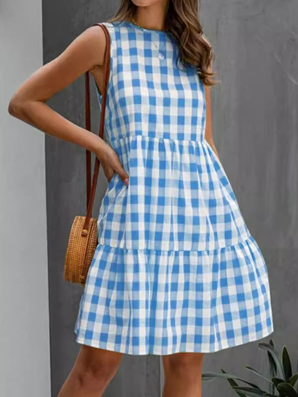 Sleeveless Plaid Pleated Mini Dress with Hollow Split Design
