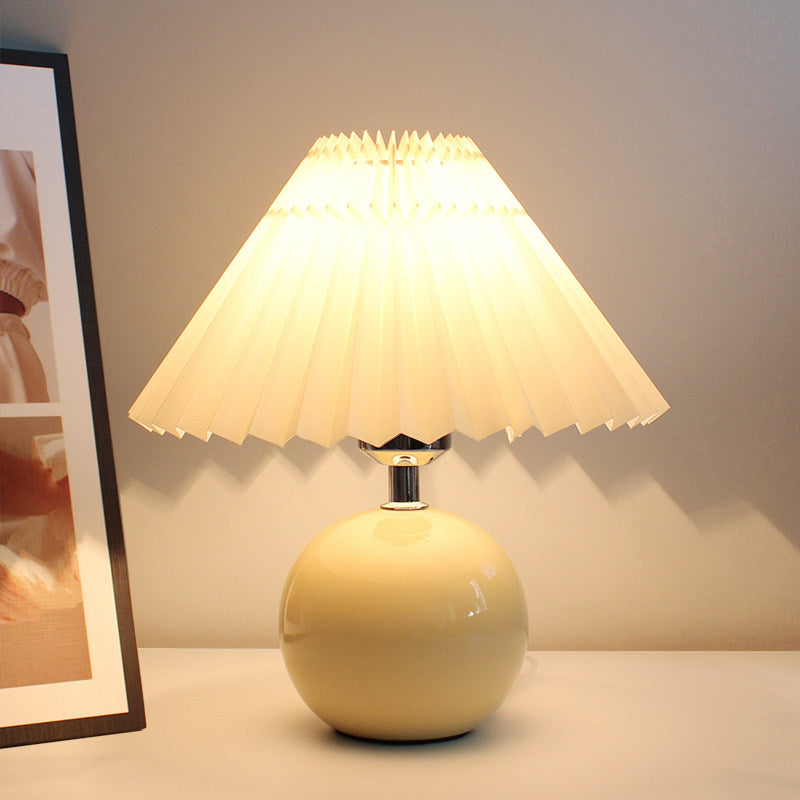 Ceramic Pleated Bedside Table Lamp