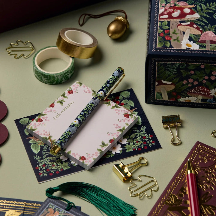 Advent calendar with 24 creative stationery items