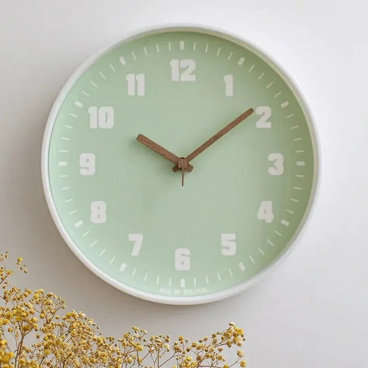Bambus Wanduhr im schlichten, minimalistischen Design